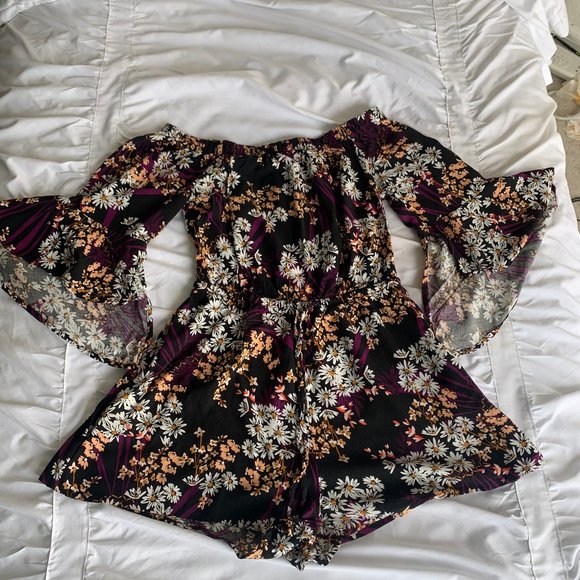 Express Off the Shoulder Floral Romper - Picture 1 of 2